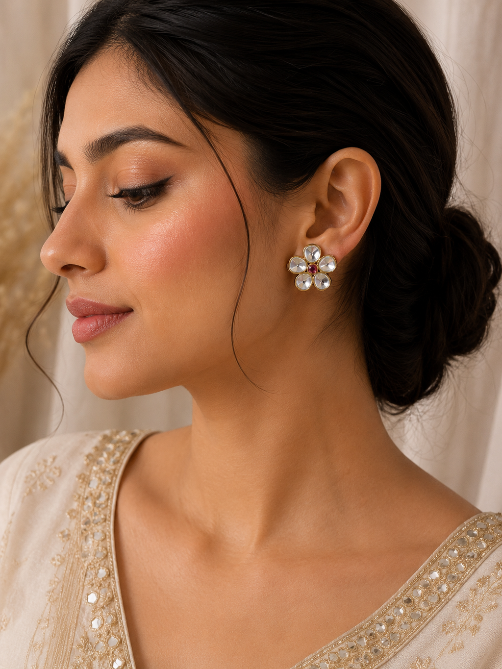 Inaya Kundan Flower Studs