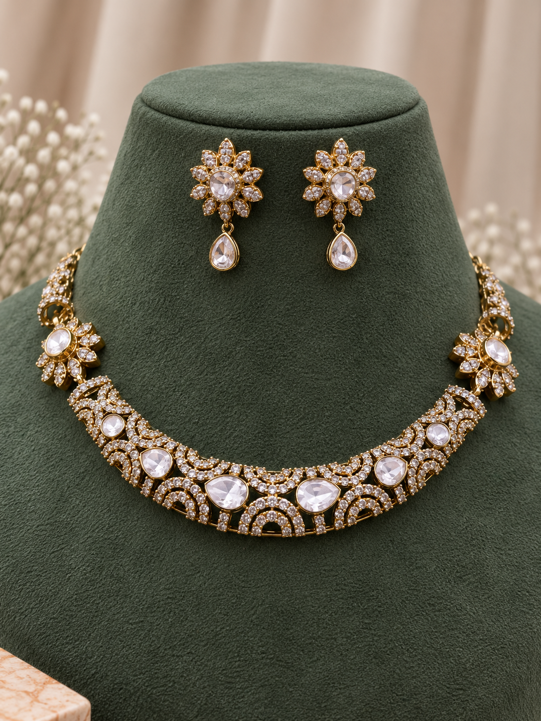 Saanvika Polki Necklace Set