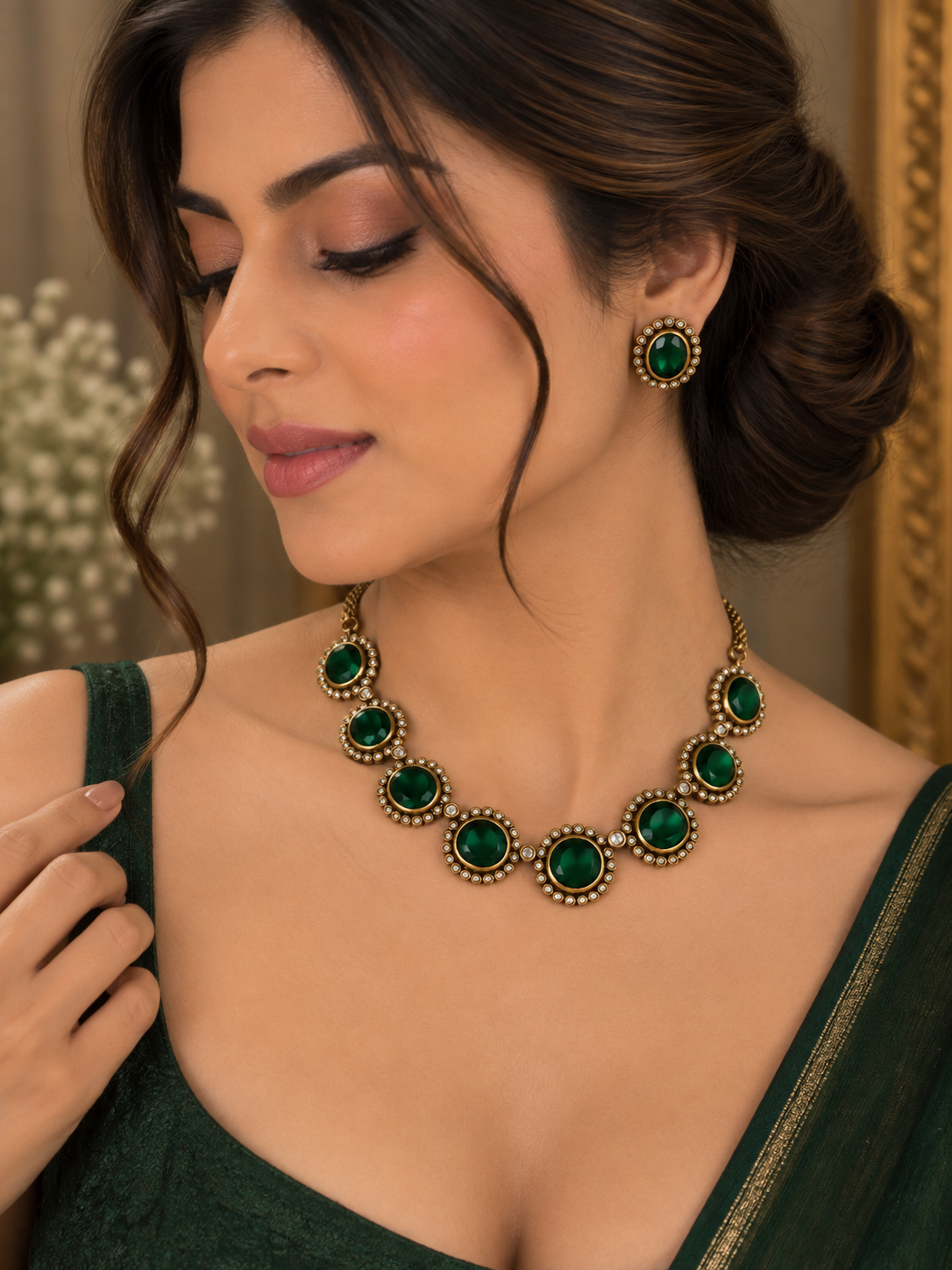 Ziyana Emerald Necklace Set