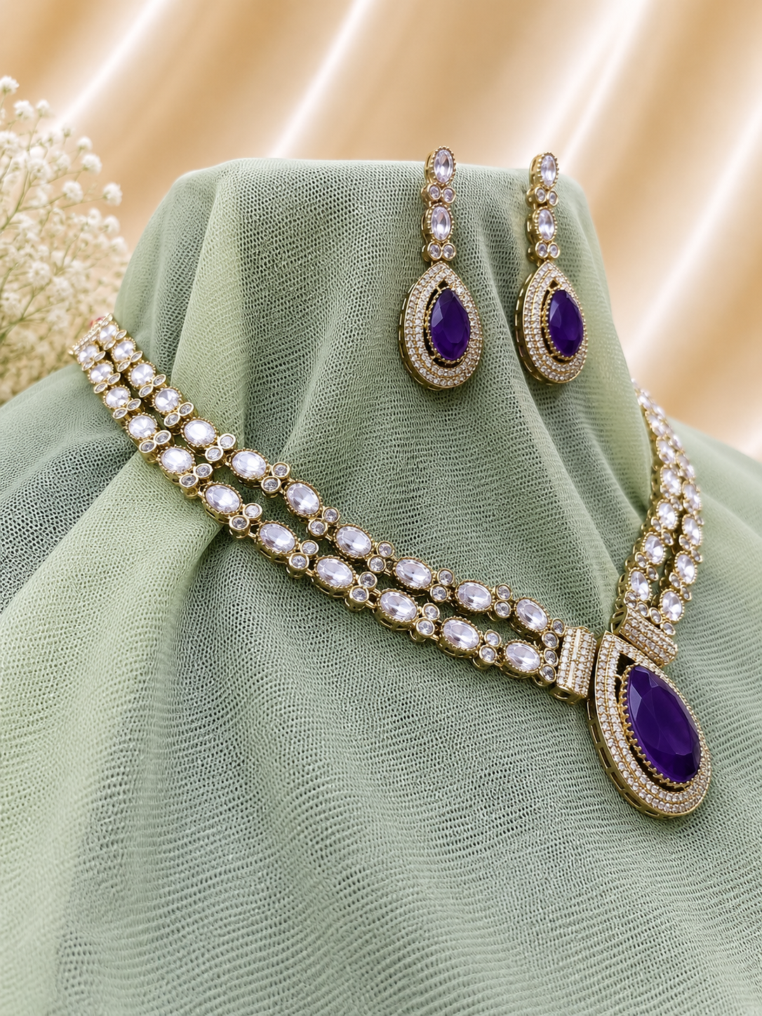 Neelima Necklace Set