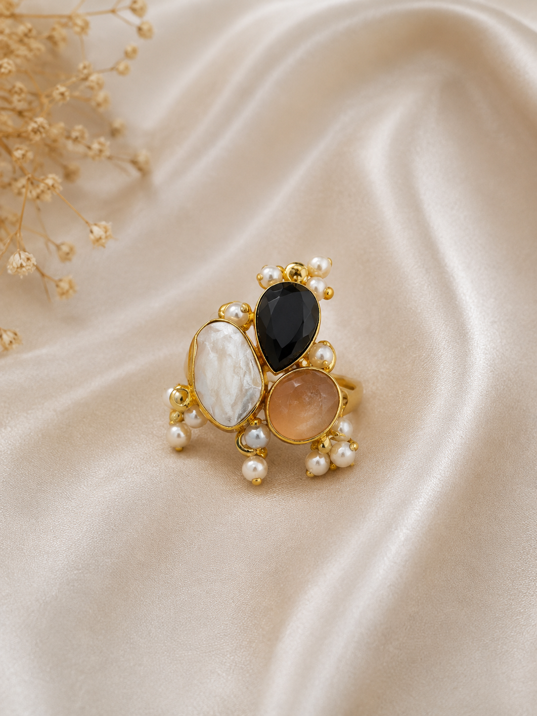Ovelia Statement Ring