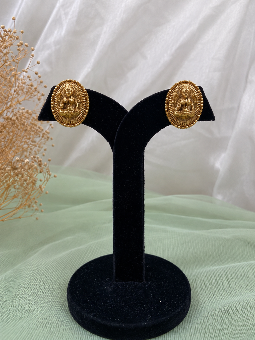 Samyukta Temple Studs
