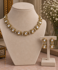 Tavira Geometric Kundan Necklace Set