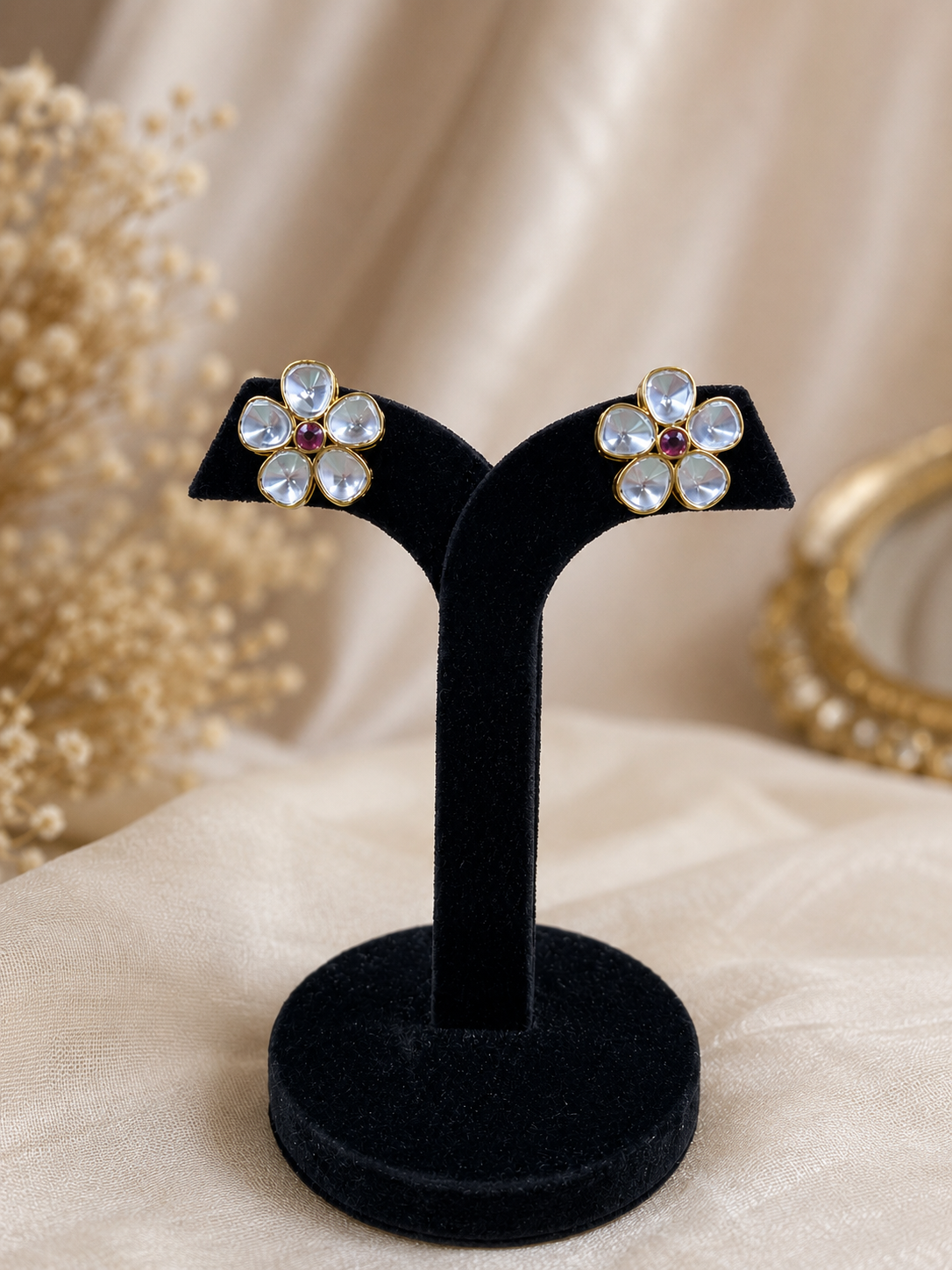 Inaya Kundan Flower Studs