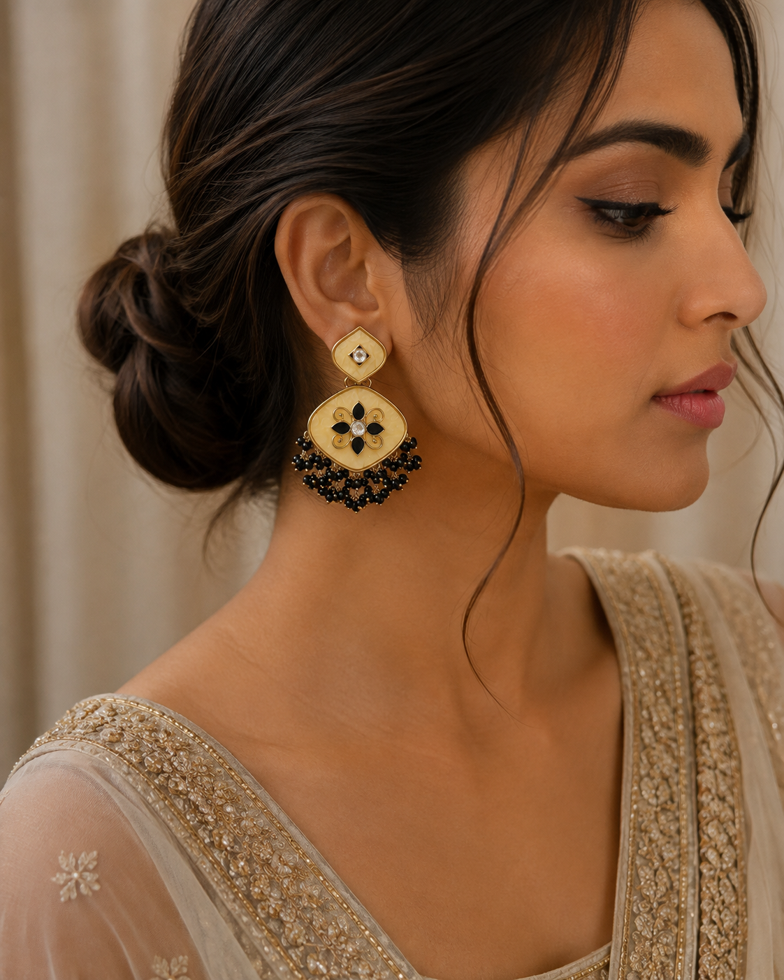 Zehrika Noir Earrings