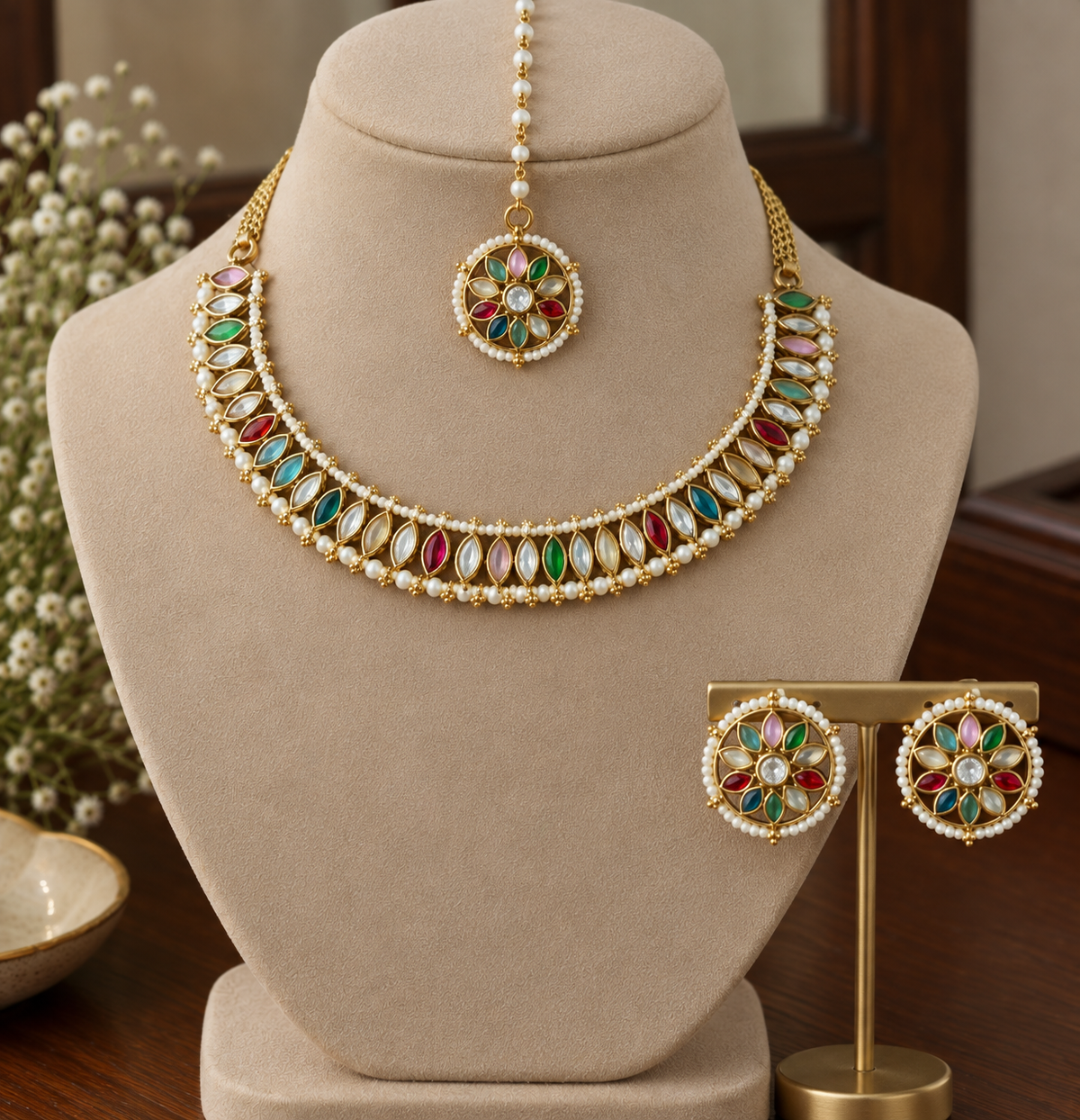 Tavisha Navratan Kundan Choker Set