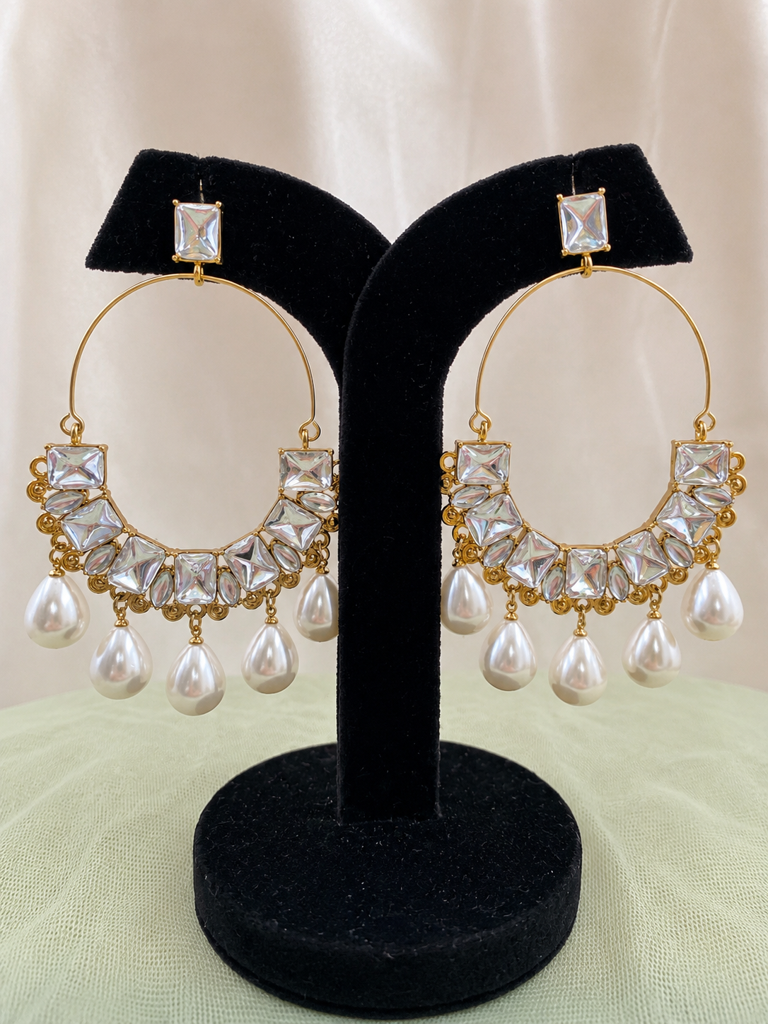Elora Pearl Hoop Earrings