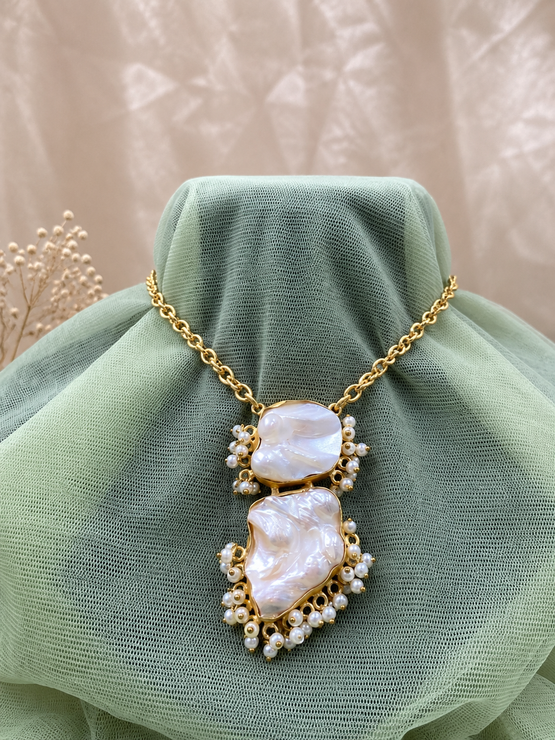 Elowen Pearl Necklace