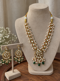 Aarshvi Emerald Kundan Necklace Set
