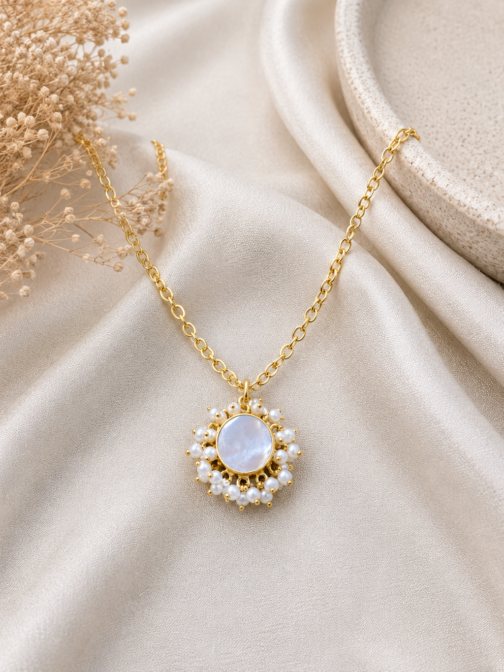 Pearuna Pendant