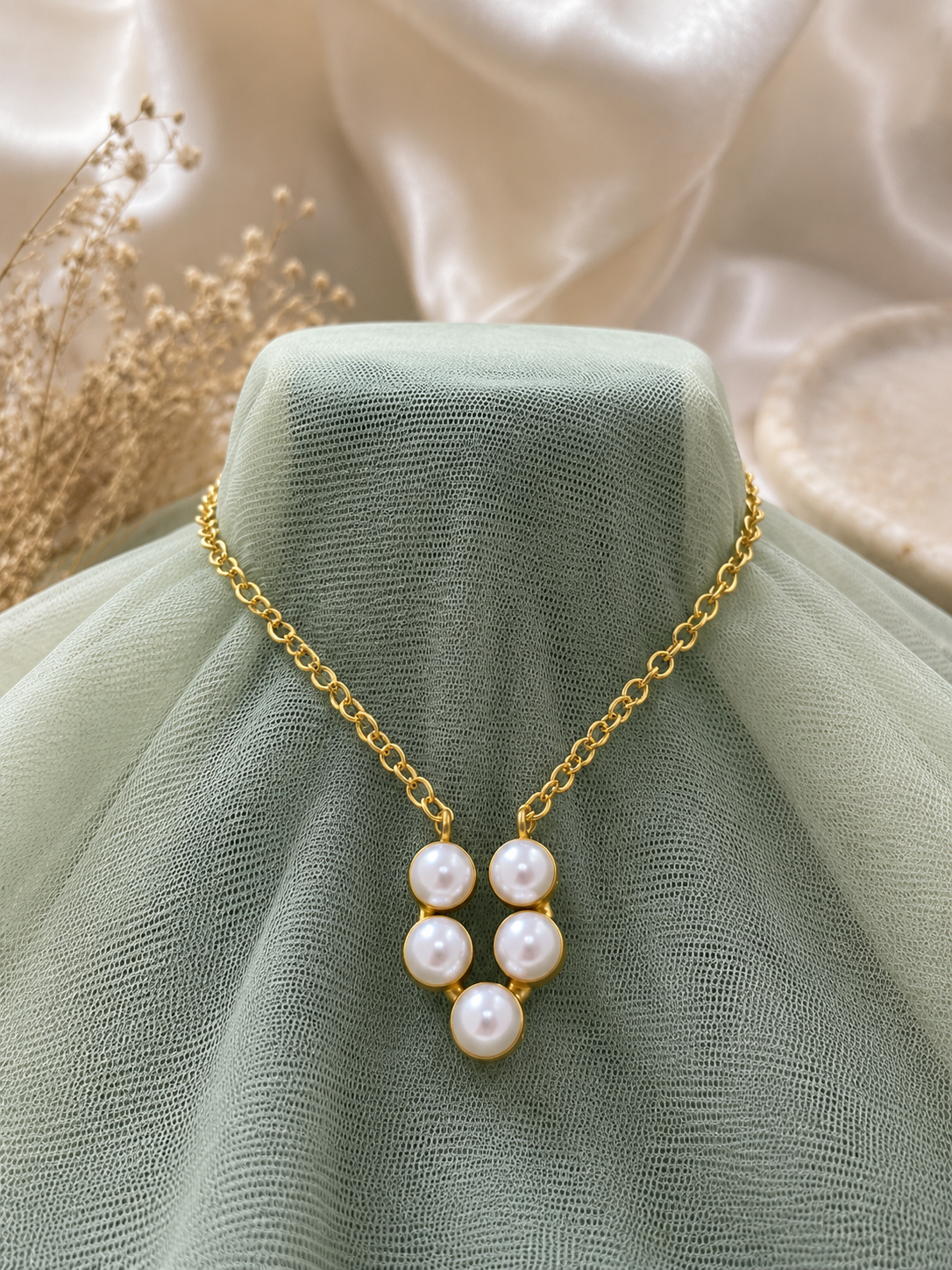 Soreya Pearl Necklace