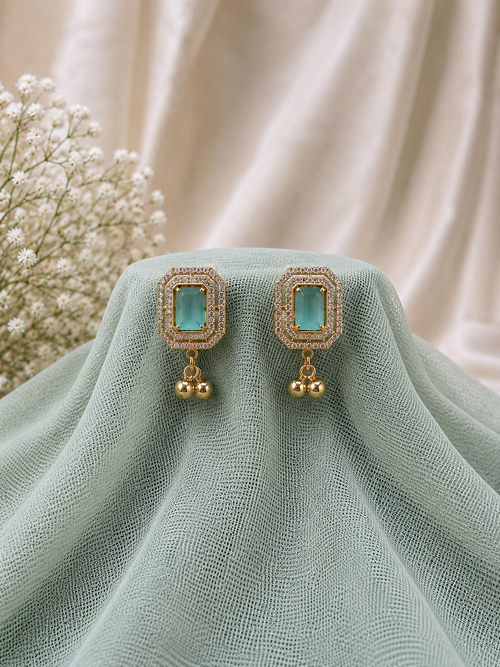 Aabha Necklace Set