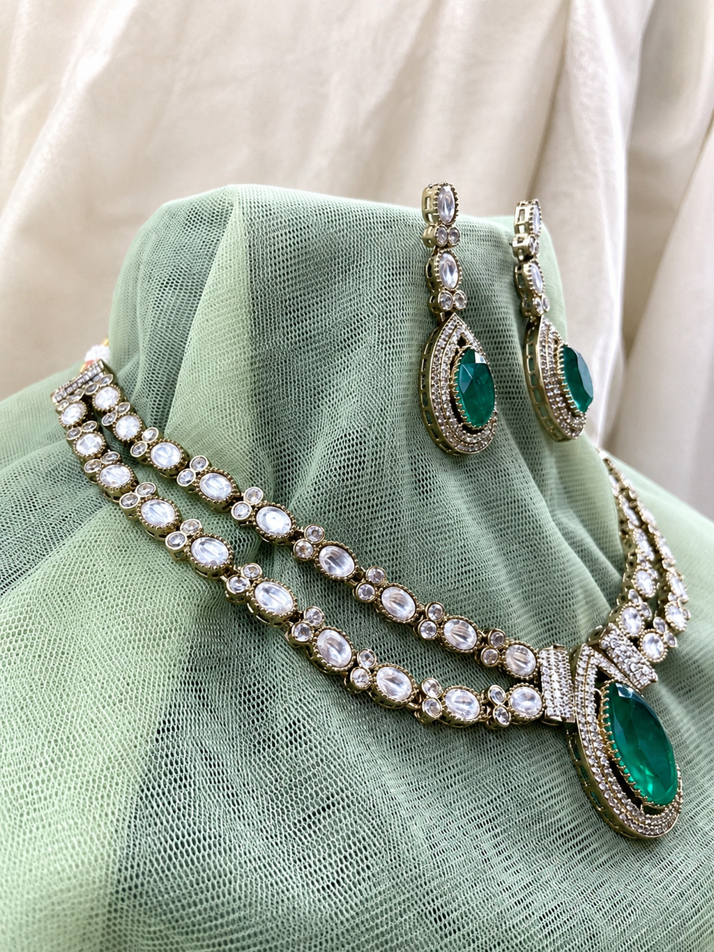 Panna Teardrop Earrings