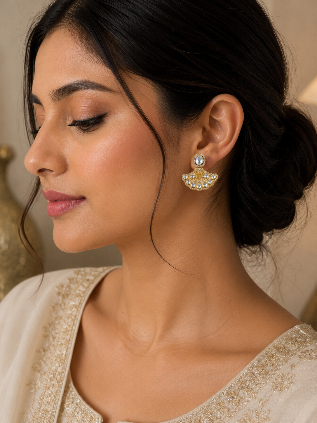 Kyara Kundan Fan Studs Earrings