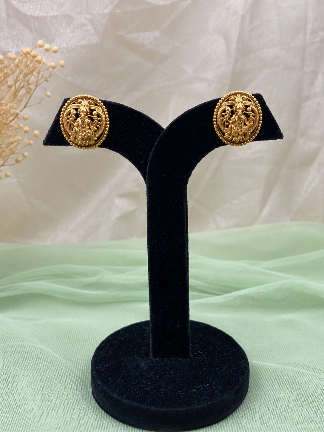 Aarvika Temple Studs